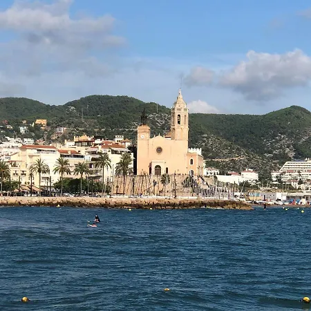 Apartament Montroig 2 *